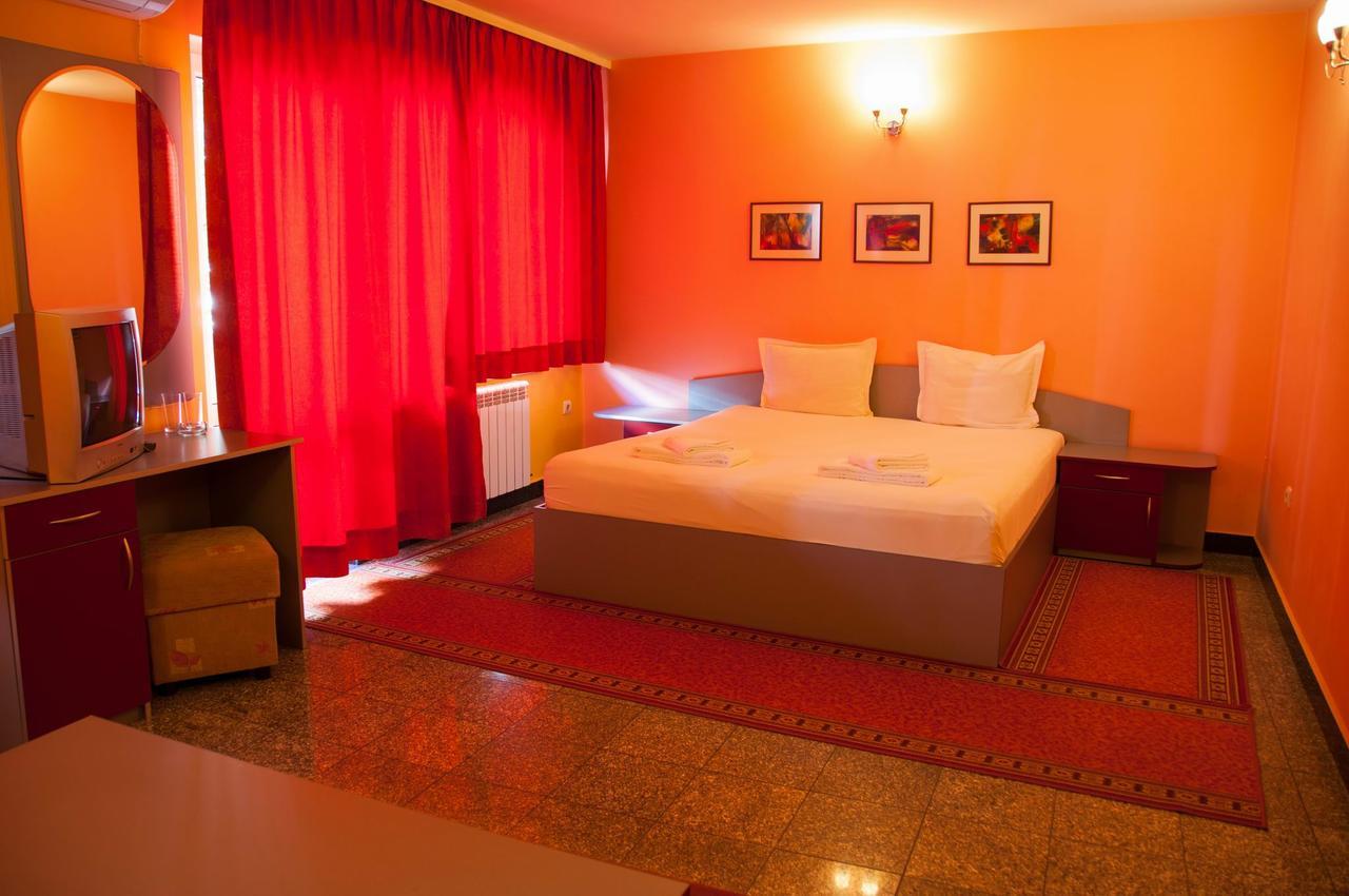 Hotel Ertancom Blagoevgrad Bagian luar foto